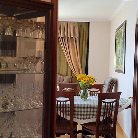 Panoramic Apartment Тирана Екстериор снимка