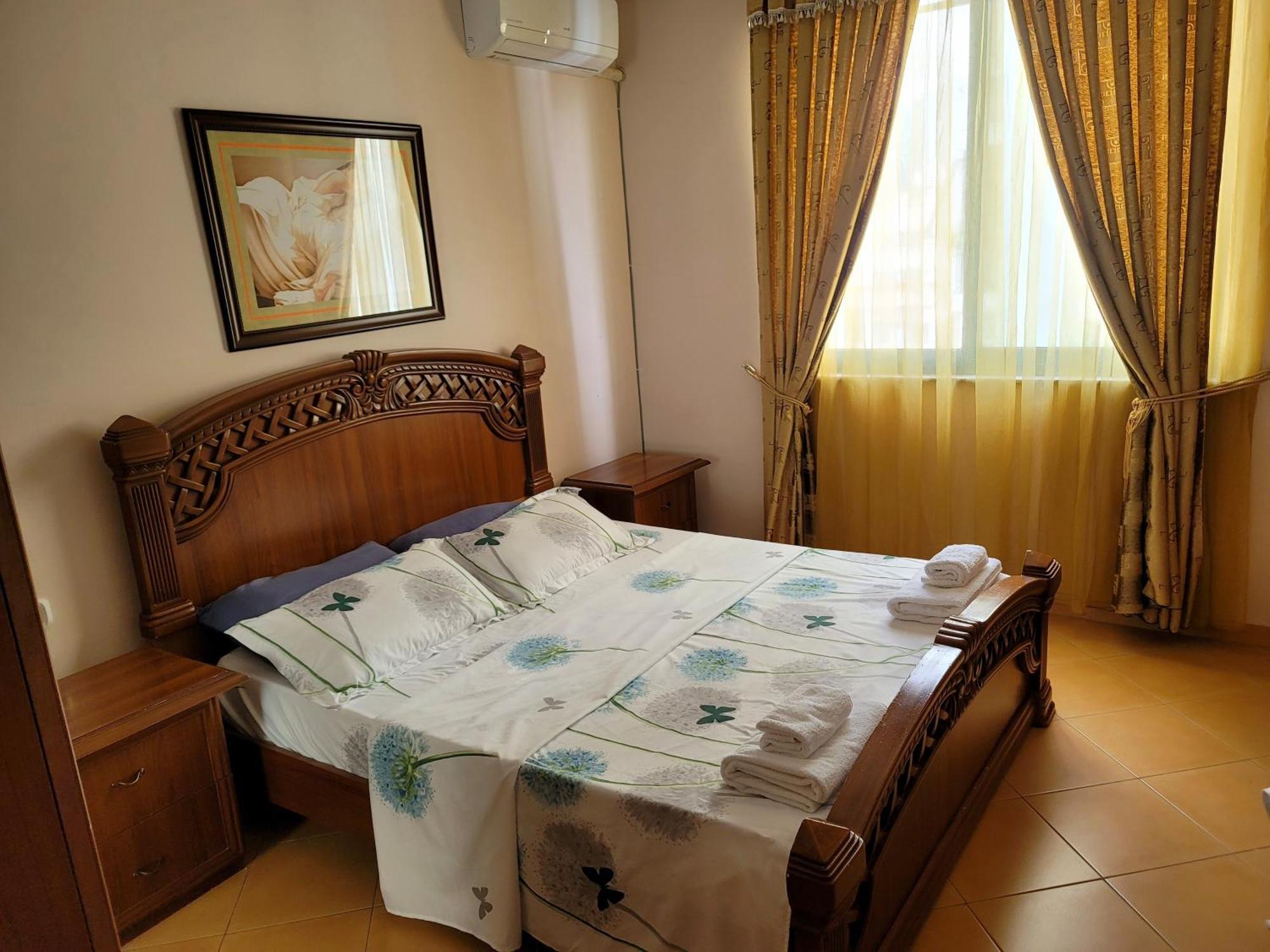 Panoramic Apartment Тирана Екстериор снимка